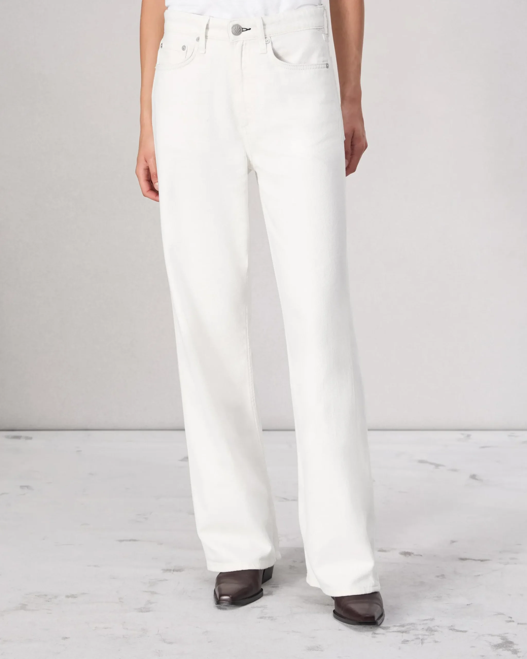 Fashion Featherweight Logan Wide-Leg Jean Women Jeans