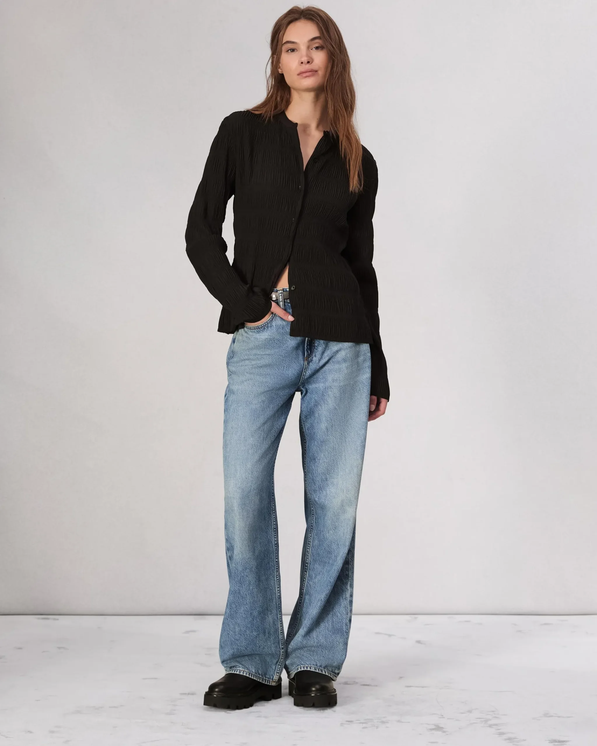 Hot Featherweight Logan Wide-Leg Jean Women Jeans