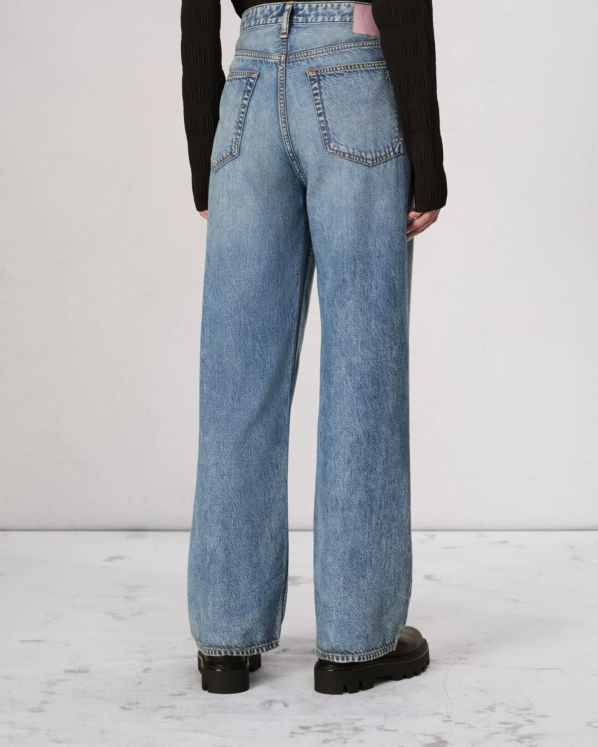 Hot Featherweight Logan Wide-Leg Jean Women Jeans