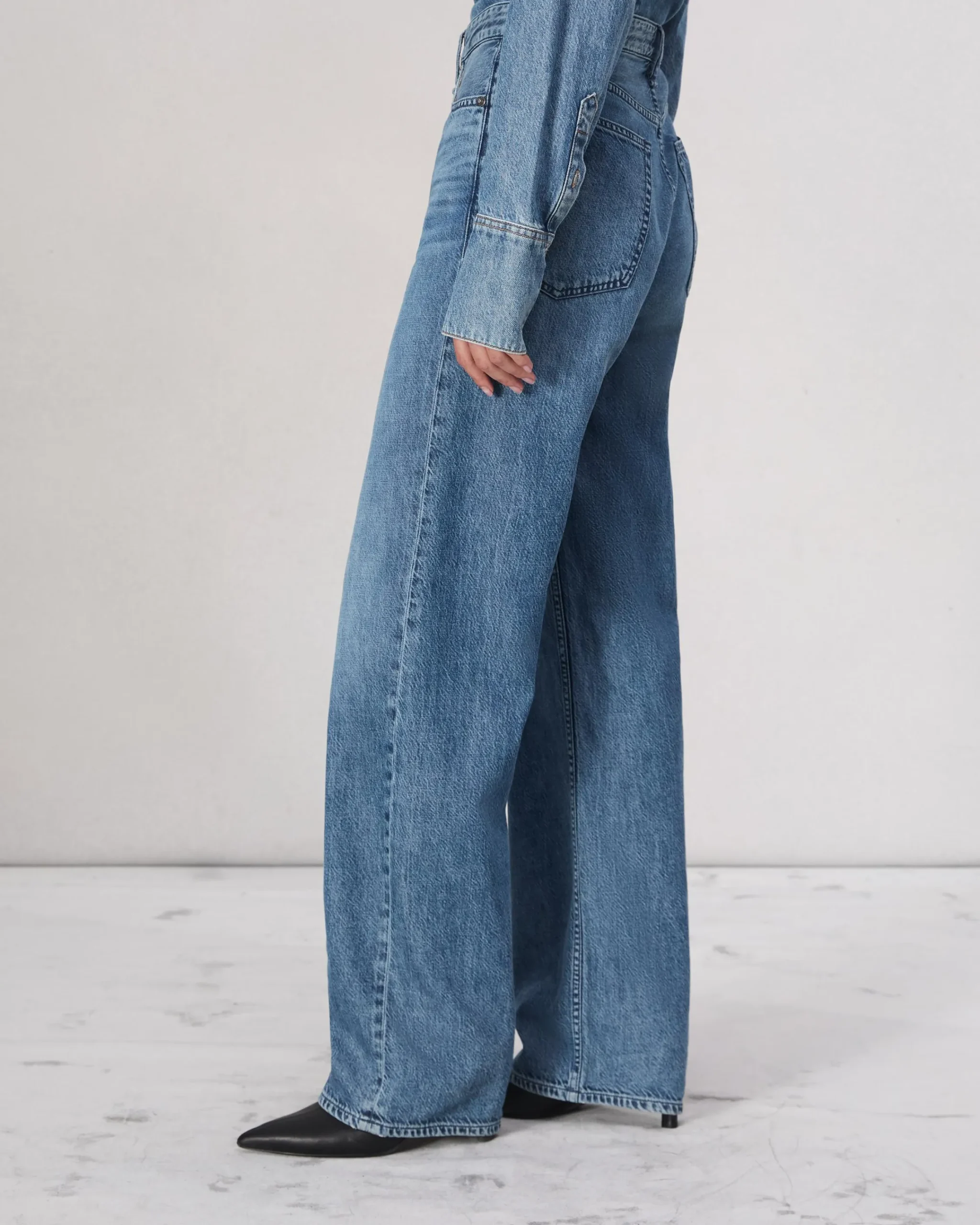 Outlet Featherweight Logan Wide-Leg Jean Women Jeans