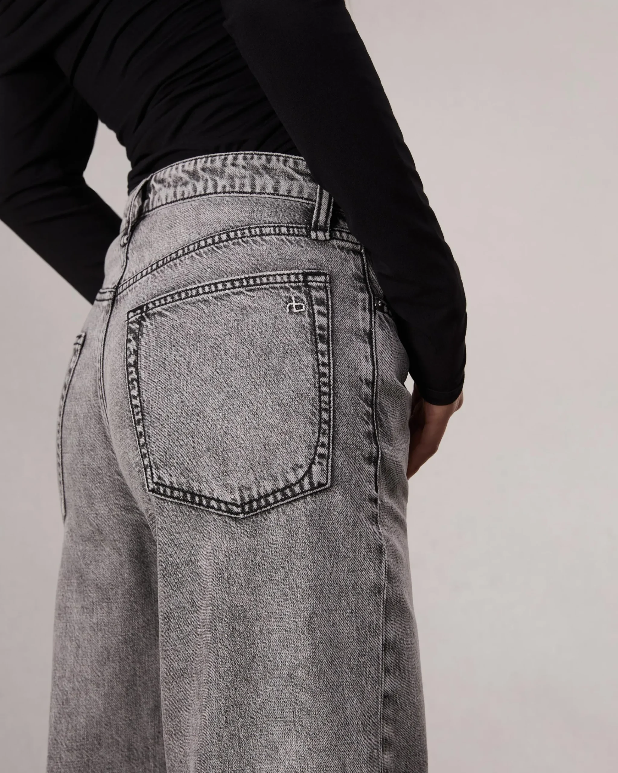 Discount Featherweight Wide-Leg Logan Jean Women Jeans