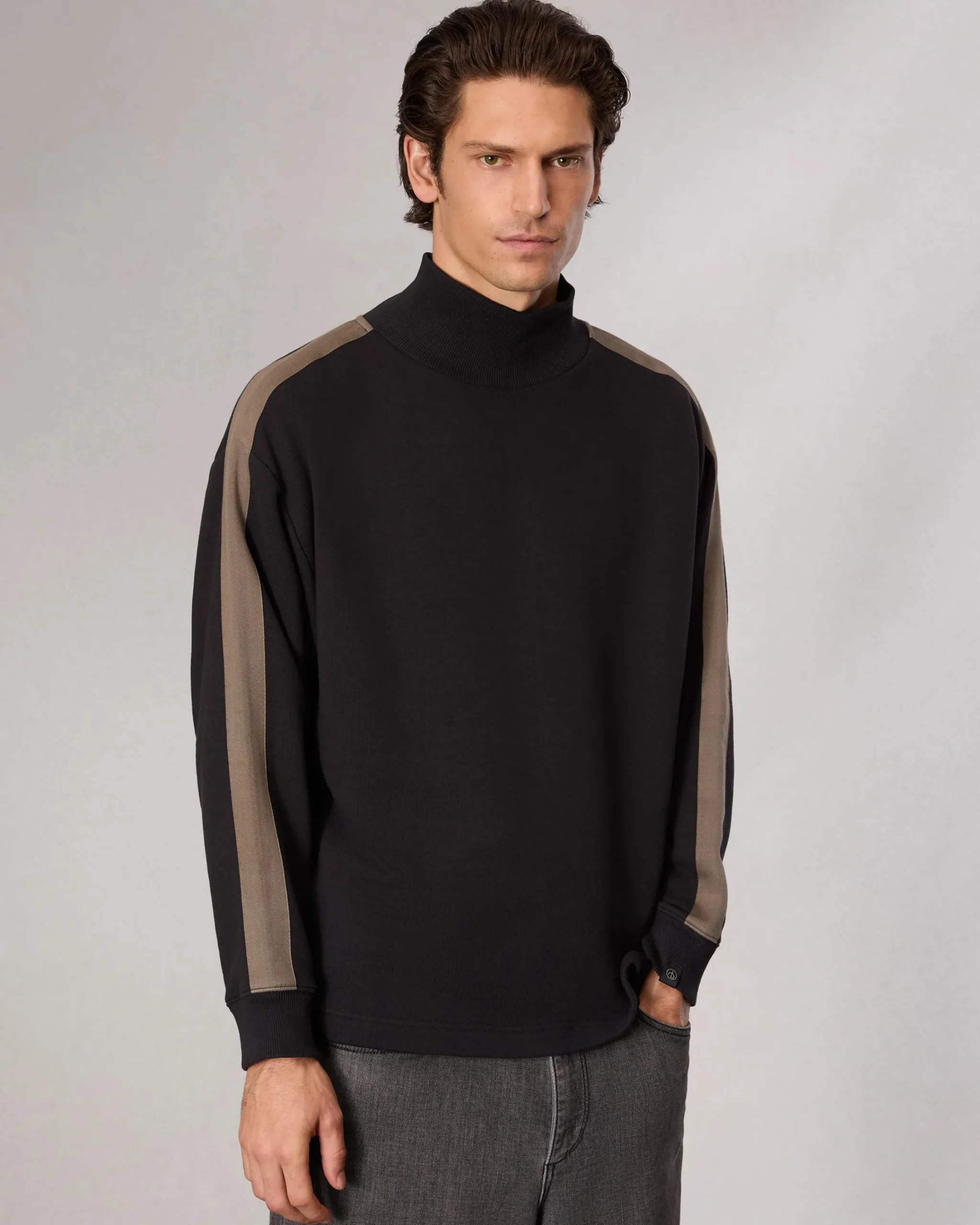 Store Mockneck Sweatshirt Sweatshirts