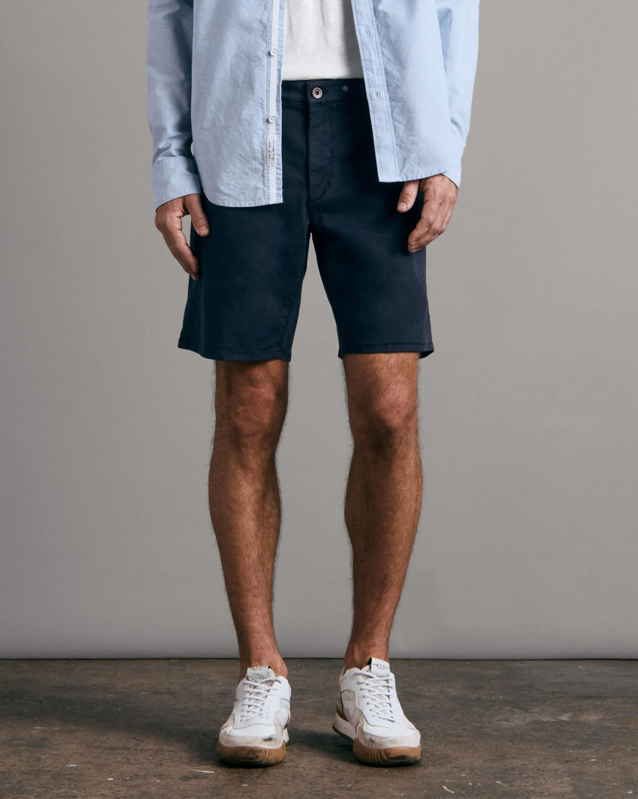 Store Perry Cotton Twill Short Shorts